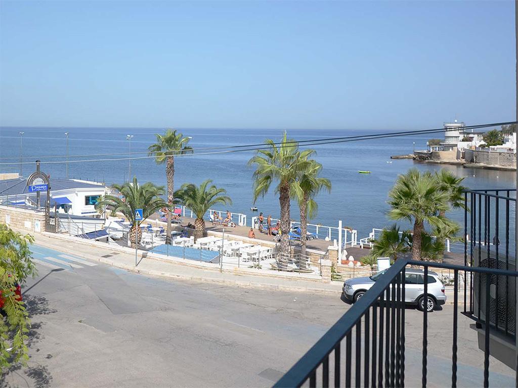 Maremaris B&B Trani Rum bild