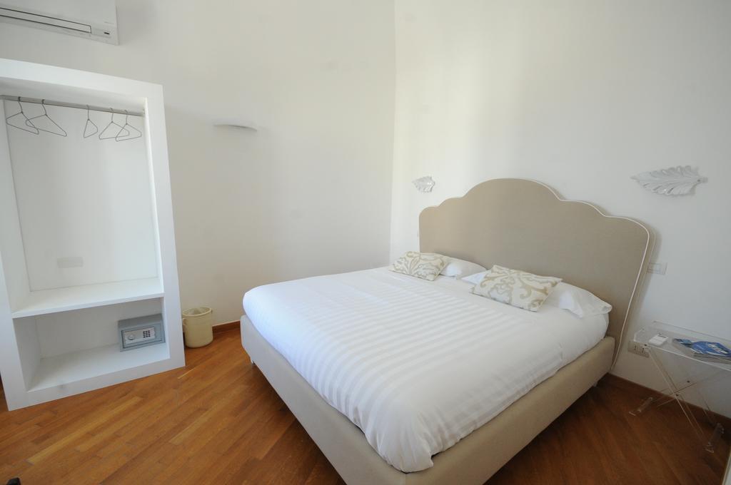 Maremaris B&B Trani Exteriör bild