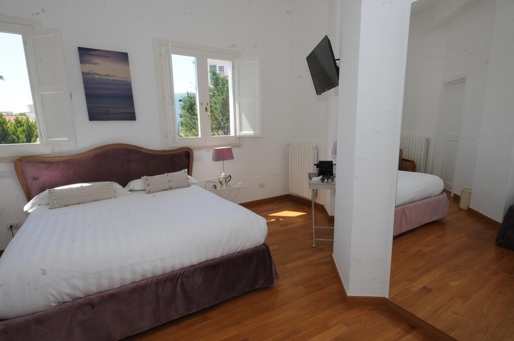 Maremaris B&B Trani Exteriör bild